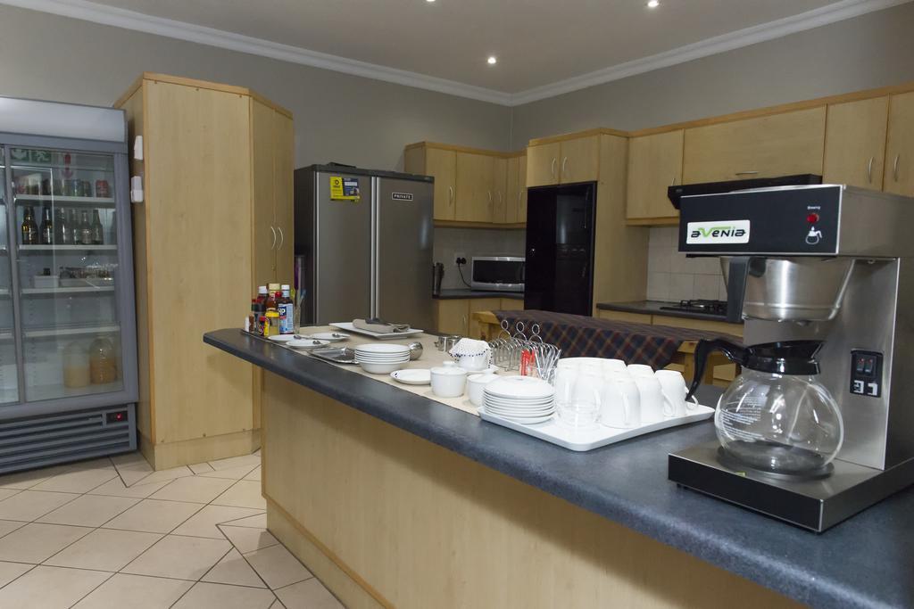 The Suburban Guest House Bloemfontein Luaran gambar